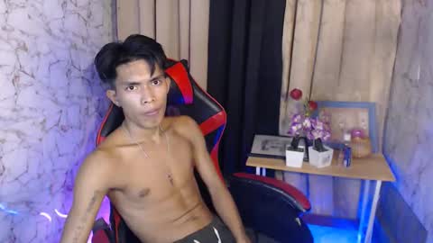 ken_minjun online show from January 31, 7:11 pm