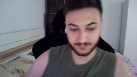 Snapshot of kenan_10 chatting on May 27, 12:13 pm kenan online show from May 27, 12:13 pm