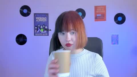 Snapshot of kendal_blow chatting on February 7, 8:12 pm Sweet Kendal online show from February 7, 8:12 pm