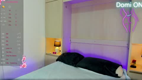 Snapshot of kendallrosse1 chatting on February 9, 12:19 pm Kendal online show from February 9, 12:19 pm