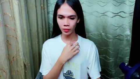 Snapshot of kendallspice_ chatting on November 25, 5:13 pm Kendall online show from November 25, 5:13 pm