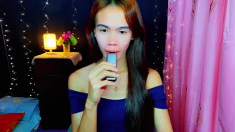 Snapshot of kendallspice_ chatting on February 17, 10:38 pm Kendall online show from February 17, 10:38 pm