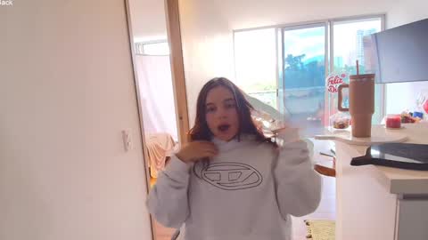 kendall online show from February 20, 5:35 pm