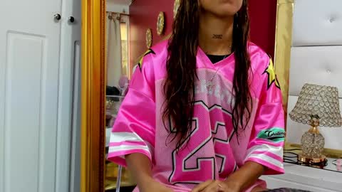 Snapshot of kendalstallyon chatting on December 30, 3:35 pm Kendal online show from December 30, 3:35 pm