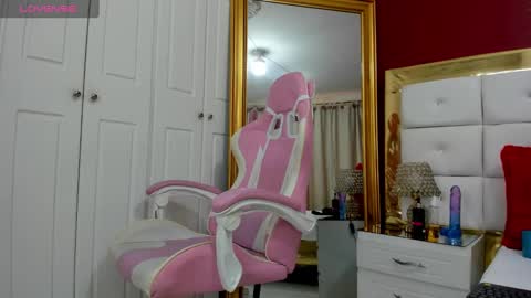 Snapshot of kendalstallyon chatting on January 19, 3:21 pm Kendal online show from January 19, 3:21 pm