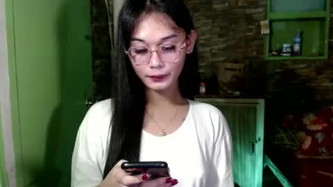 Snapshot of kendalxx69 chatting on February 3, 6:13 am kendalxx69 online show from February 3, 6:13 am