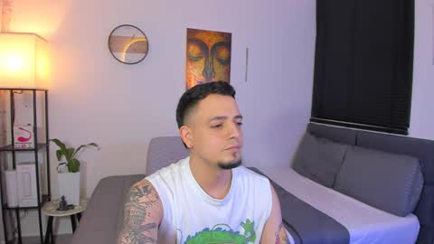 kendel_dimitri online show from May 20, 1:56 am