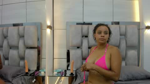 kendra Beach online show from June 17, 11:23 am