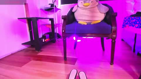 Kendra Bailey online show from April 16, 7:14 pm