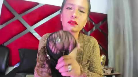 Snapshot of kendra_foxxy_ chatting on June 20, 1:30 am Kendra online show from June 20, 1:30 am