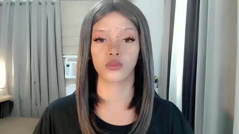 Snapshot of kendra_lunaxx chatting on March 2, 7:15 am kendra_lunaxx online show from March 2, 7:15 am