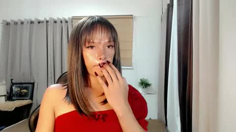 Snapshot of kendra_lunaxx chatting on March 6, 10:45 am kendra_lunaxx online show from March 6, 10:45 am