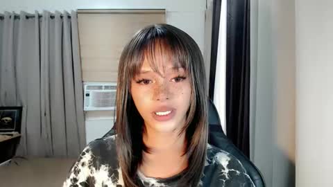Snapshot of kendra_lunaxx chatting on March 9, 2:48 am kendra_lunaxx online show from March 9, 2:48 am