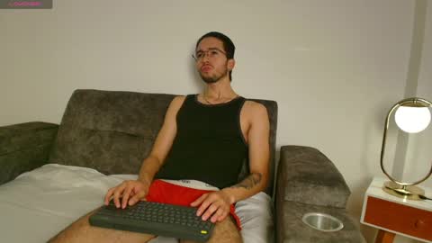 Kendy Lians online show from April 1, 12:06 pm