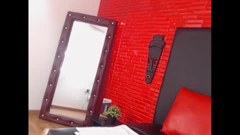 kenn_boy_ online show from January 30, 8:31 pm