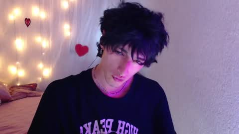 Snapshot of kenny__hot chatting on February 21, 10:04 pm kenny online show from February 21, 10:04 pm