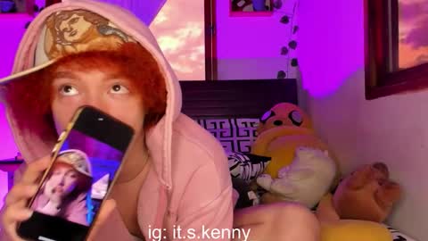 Snapshot of kenny_brahms chatting on March 10, 11:21 pm kenny bb online show from March 10, 11:21 pm
