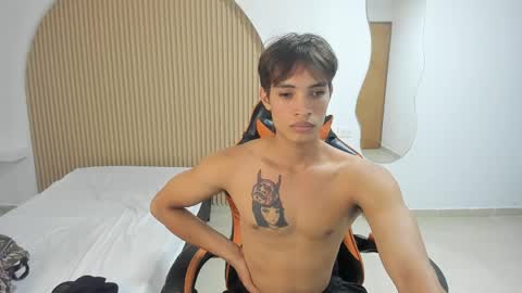 kenshi_roa online show from May 17, 5:38 am
