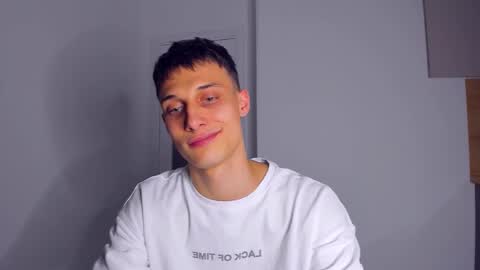 Peter     online show from October 27, 9:08 pm