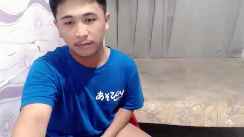 Snapshot of kenth_toyxxx chatting on May 17, 5:09 pm kentoy online show from May 17, 5:09 pm