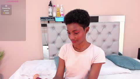 Snapshot of kenya_stone_ chatting on January 30, 7:59 pm kenya online show from January 30, 7:59 pm