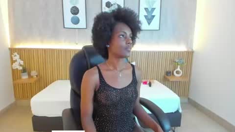 Snapshot of kenya_stone_ chatting on July 6, 8:11 pm kenya online show from July 6, 8:11 pm
