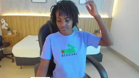 Snapshot of kenya_stone_ chatting on July 16, 8:48 pm kenya online show from July 16, 8:48 pm