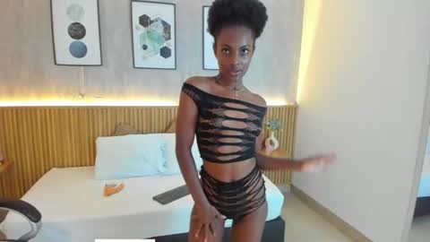 Snapshot of kenya_stone_ chatting on July 23, 8:29 pm kenya online show from July 23, 8:29 pm
