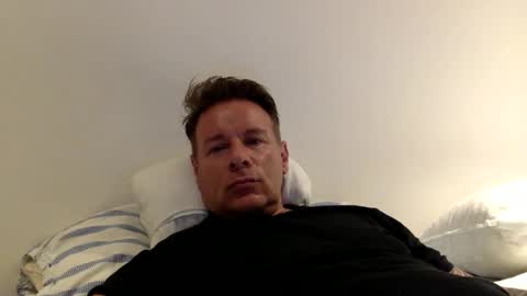 Snapshot of keoni987 chatting on February 7, 5:52 am Keoni online show from February 7, 5:52 am