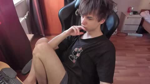 Looking for a moderator I PVT IS OPEN online show from February 15, 7:51 am