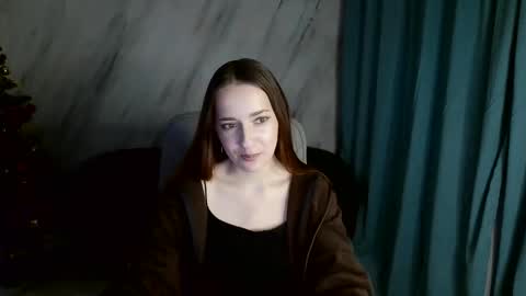 Snapshot of kerine_me chatting on April 4, 11:02 pm kerine_me online show from April 4, 11:02 pm