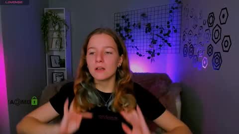 Snapshot of kerry_derry chatting on October 13, 11:21 am kara online show from October 13, 11:21 am