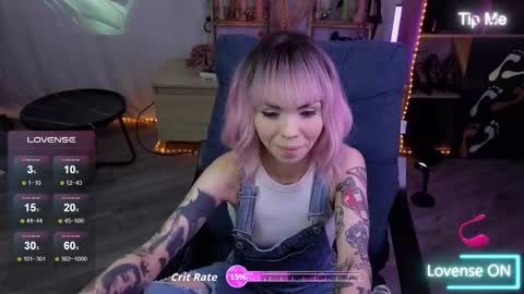 Snapshot of kerry_kirk chatting on November 13, 10:41 pm Kerry online show from November 13, 10:41 pm