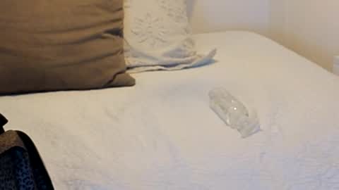 Snapshot of keryhillson chatting on February 12, 12:11 pm Kery Hillson online show from February 12, 12:11 pm