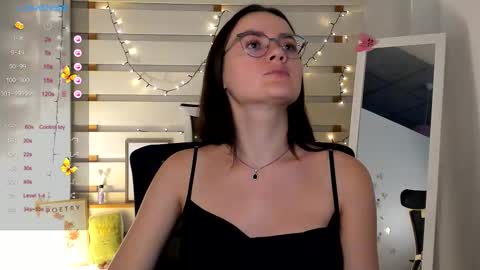 Snapshot of ketrin_pirsss chatting on September 14, 12:59 pm Ketrin online show from September 14, 12:59 pm