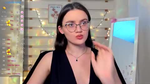 Snapshot of ketrin_pirsss chatting on September 27, 4:34 pm Ketrin online show from September 27, 4:34 pm