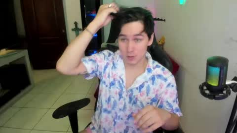 Kevin online show from May 30, 11:24 pm