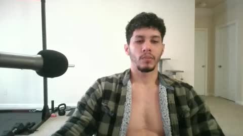 Snapshot of kevin9nch chatting on February 18, 3:10 pm Kevin online show from February 18, 3:10 pm