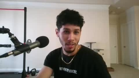 Snapshot of kevin9nch chatting on February 22, 3:47 pm Kevin online show from February 22, 3:47 pm