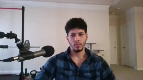 Snapshot of kevin9nch chatting on February 25, 2:33 pm Kevin online show from February 25, 2:33 pm