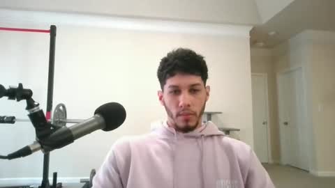 Snapshot of kevin9nch chatting on March 4, 4:09 pm Kevin online show from March 4, 4:09 pm