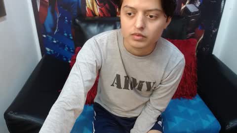 Snapshot of kevin_charless chatting on February 12, 11:38 am Kevin online show from February 12, 11:38 am