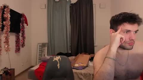 Snapshot of kevin_hornyyy chatting on June 25, 10:14 pm kevin online show from June 25, 10:14 pm