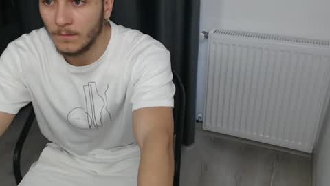 Snapshot of kevin_hot226 chatting on March 2, 11:39 am Kevin69 online show from March 2, 11:39 am