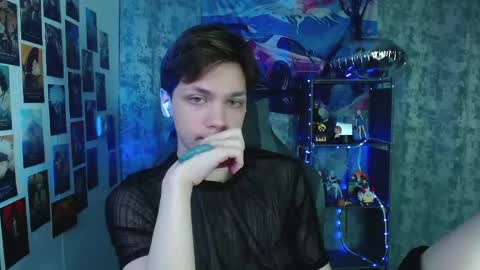 Kevin online show from May 29, 4:43 am