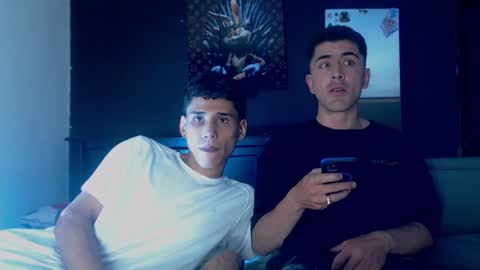 Kevin  y marlon online show from December 5, 2:31 am