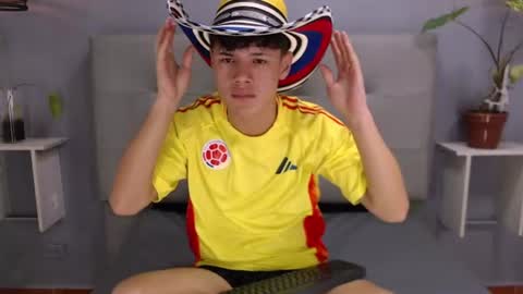 Kevin  online show from June 17, 11:45 am