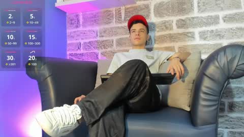 Sexy  Hot Kevin online show from May 22, 9:31 pm