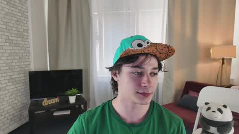 kevinstrike online show from April 25, 1:41 pm