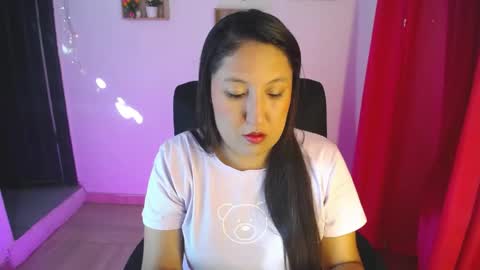 Snapshot of keyla_92 chatting on May 20, 1:06 pm keyla_92 online show from May 20, 1:06 pm